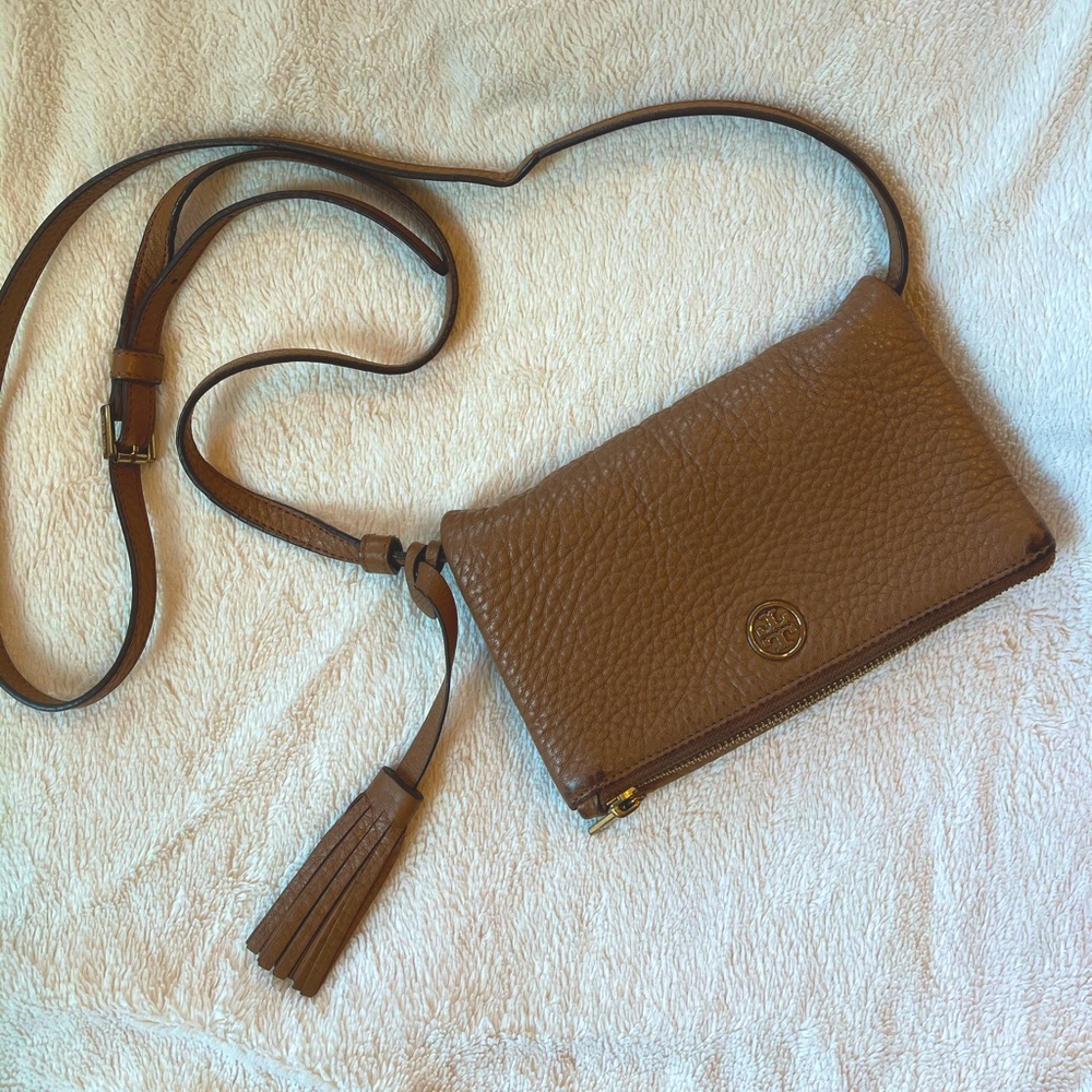 • Tory Burch purse •